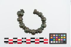 Foto von Bronzeknotenarmreif (NHMW-PRAE-024781)